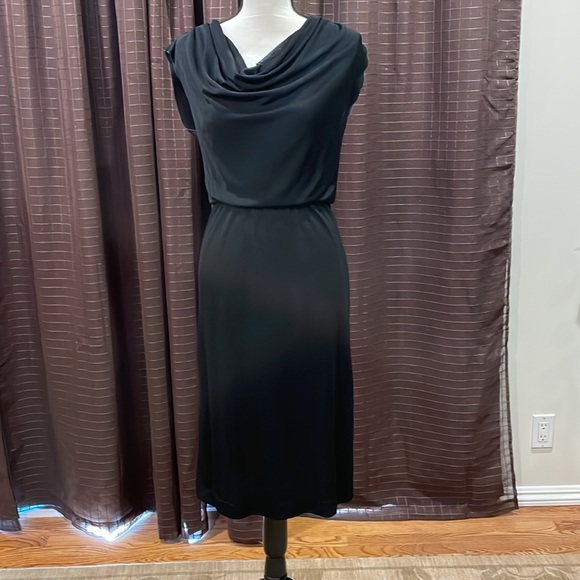Little Black dress with two accent belts - Picture 6 of 6